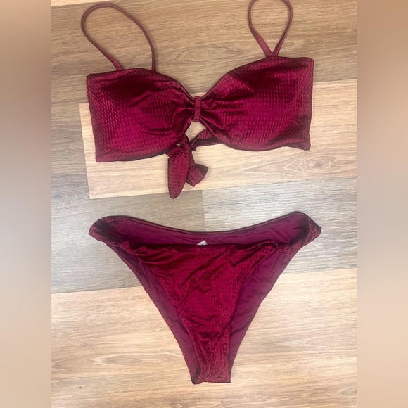 Berlook Burgundy Textured New Size Large Bikini - Picture 1 of 6